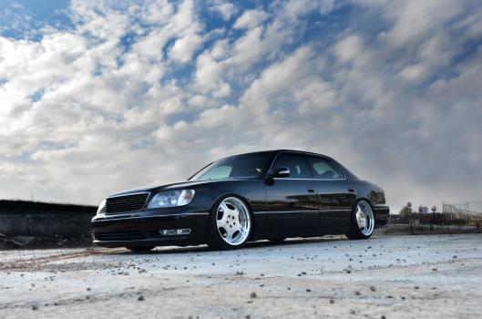 LS400 on Clouds
